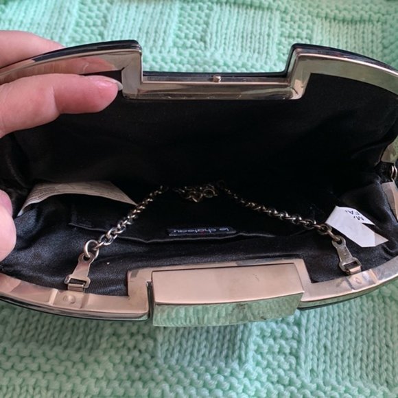 EUC Le Chateau Black Lace Clutch - Picture 4 of 5